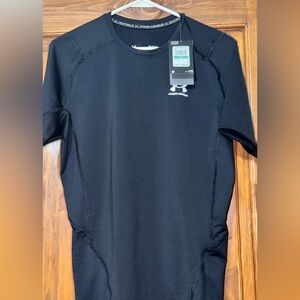 1 NWT  UNDER ARMOUR Compression Heat Gear Black Tee Size Large